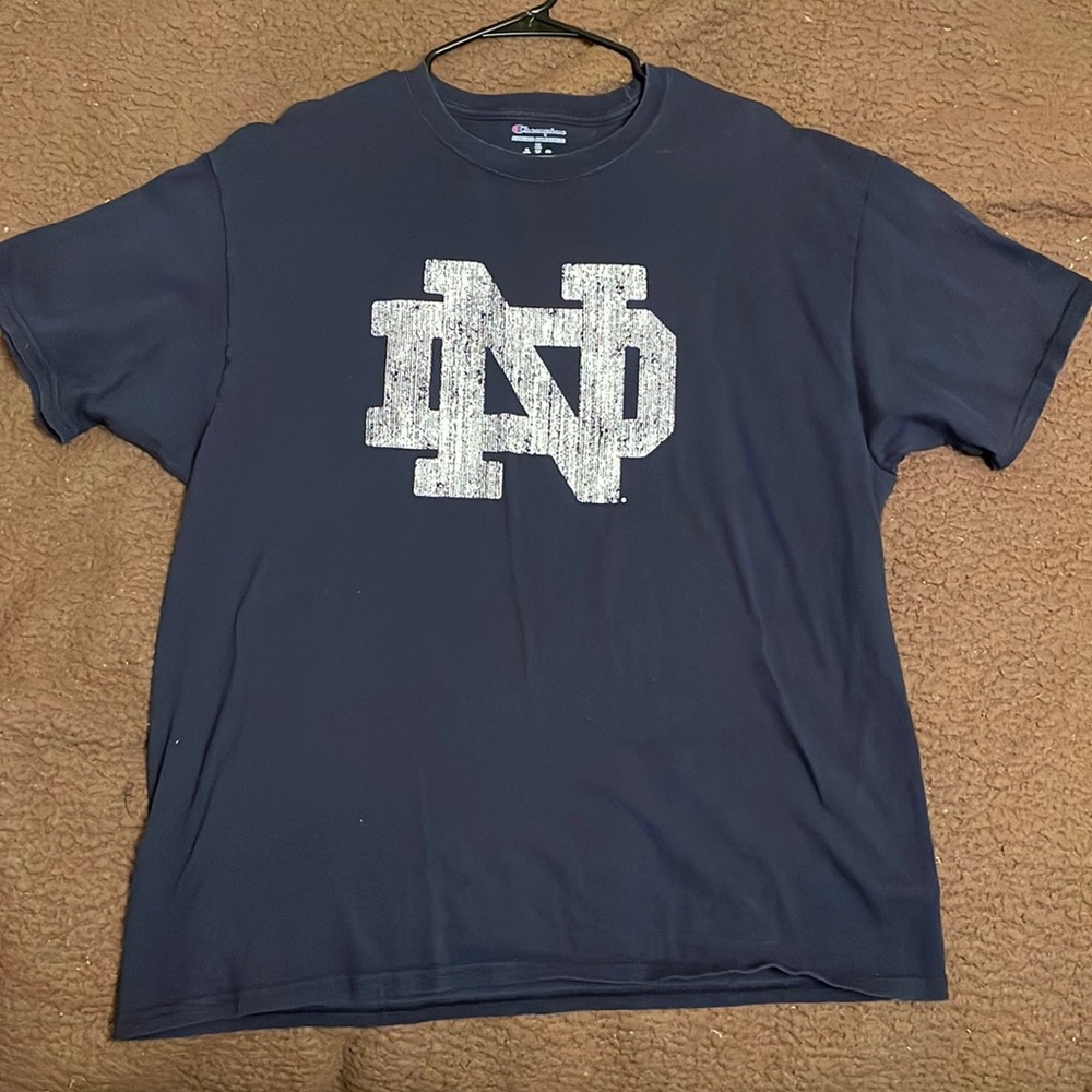 Champion Notre Dame Shirt Size XL